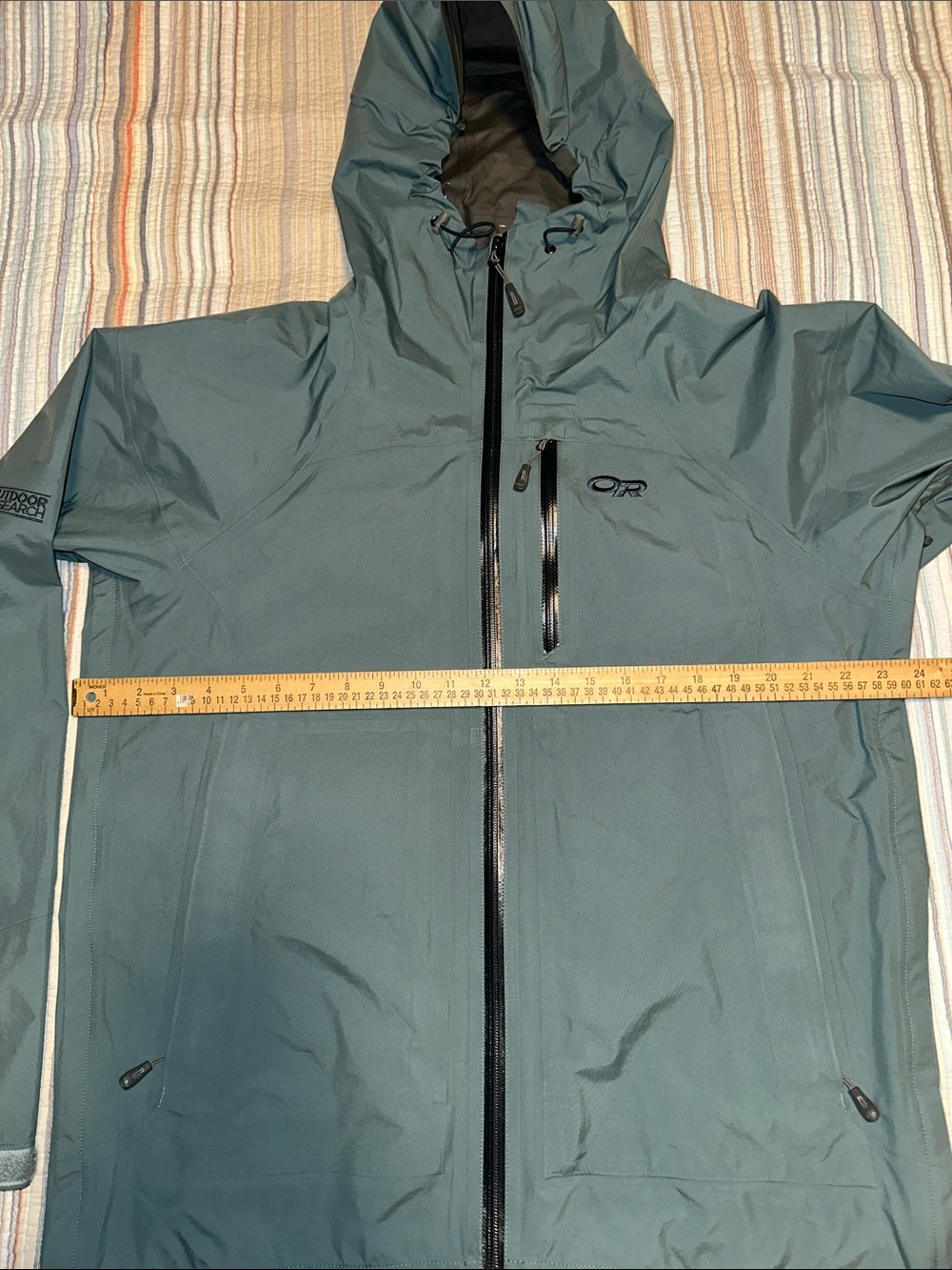 Outdoor Research Men's Gore-Tex Hooded Raincoat - Slate Green - Picture 2 of 13